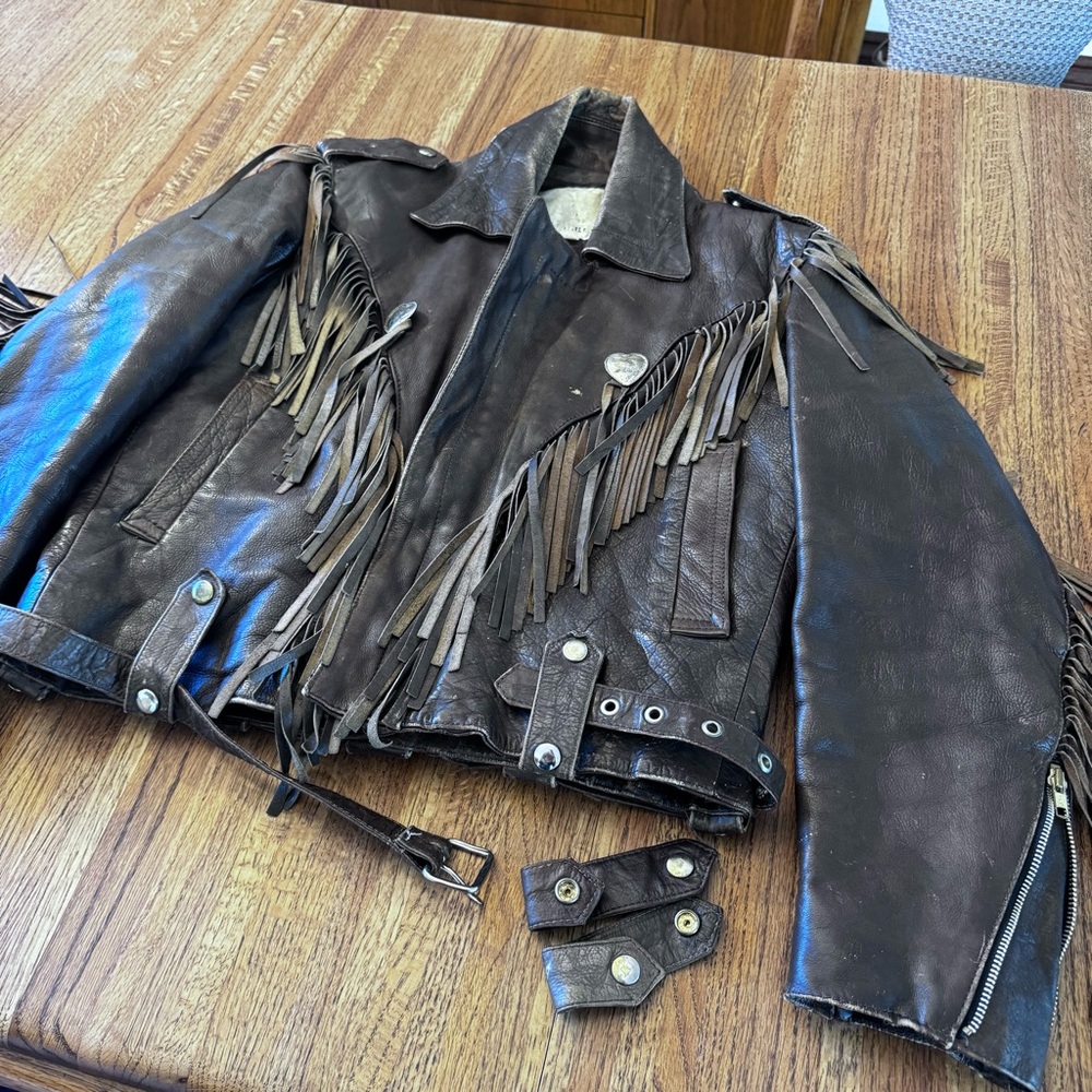 Rare Vintage Women’s (Fureal) Biker Style Fringe Dark Brown Leather Sz 40 - Picture 4 of 16
